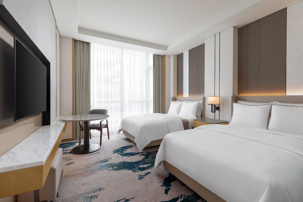 The Westin Manila 8/50