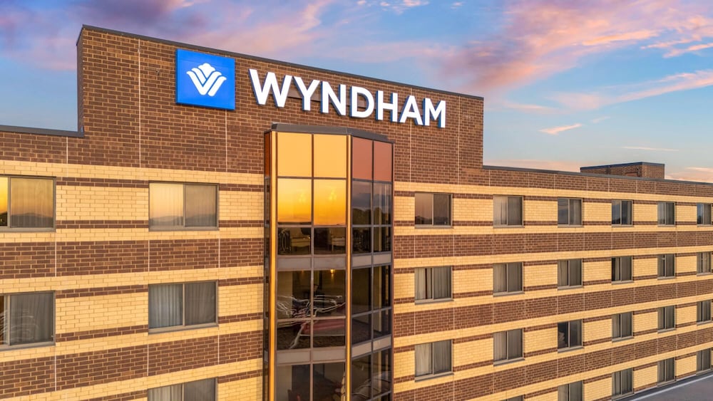 Wyndham Minneapolis South/Burnsville 5/64