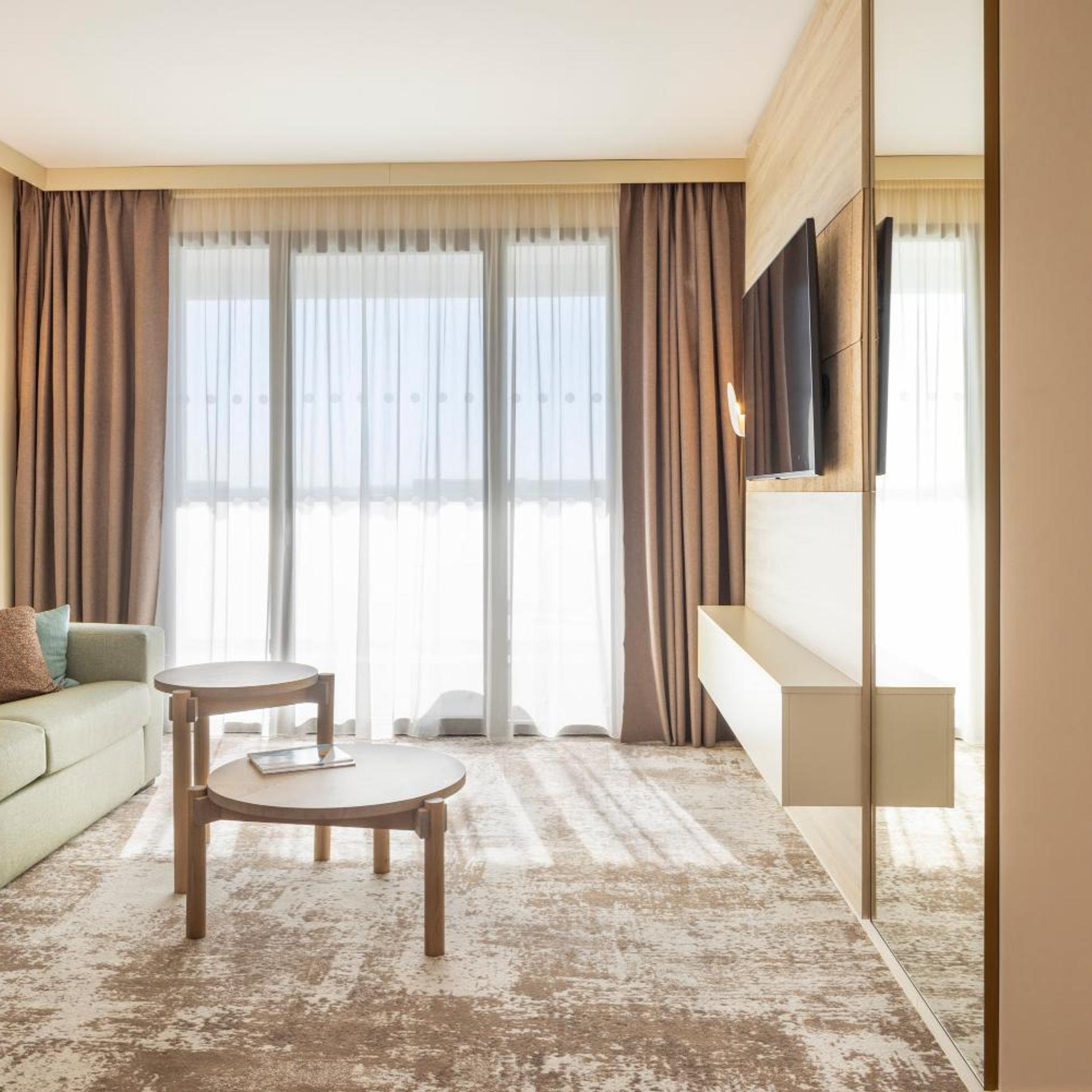 Spark by Hilton Lyon Eurexpo 36/50