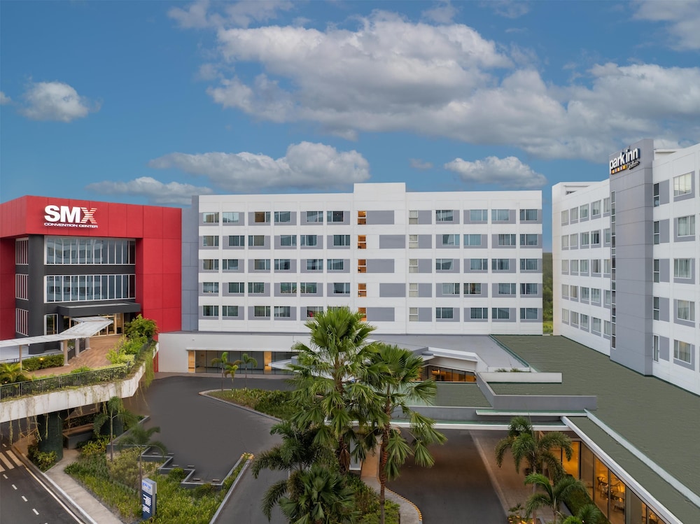 Park Inn By Radisson Clark 3/50