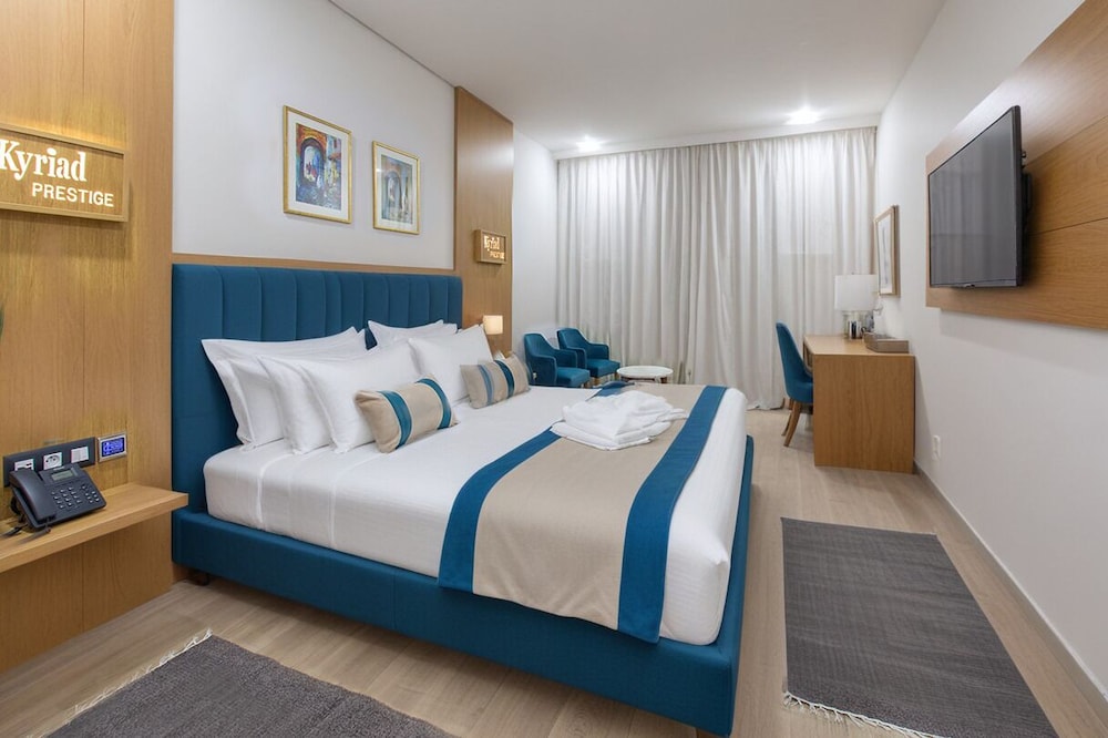 Hotel Kyriad Prestige City Center Tunis 8/23