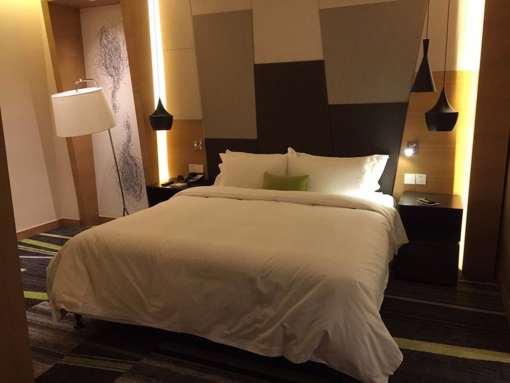 Bamboo, Comfort, Queen Bed، BeiJing Qianyuan Hotel 3/7