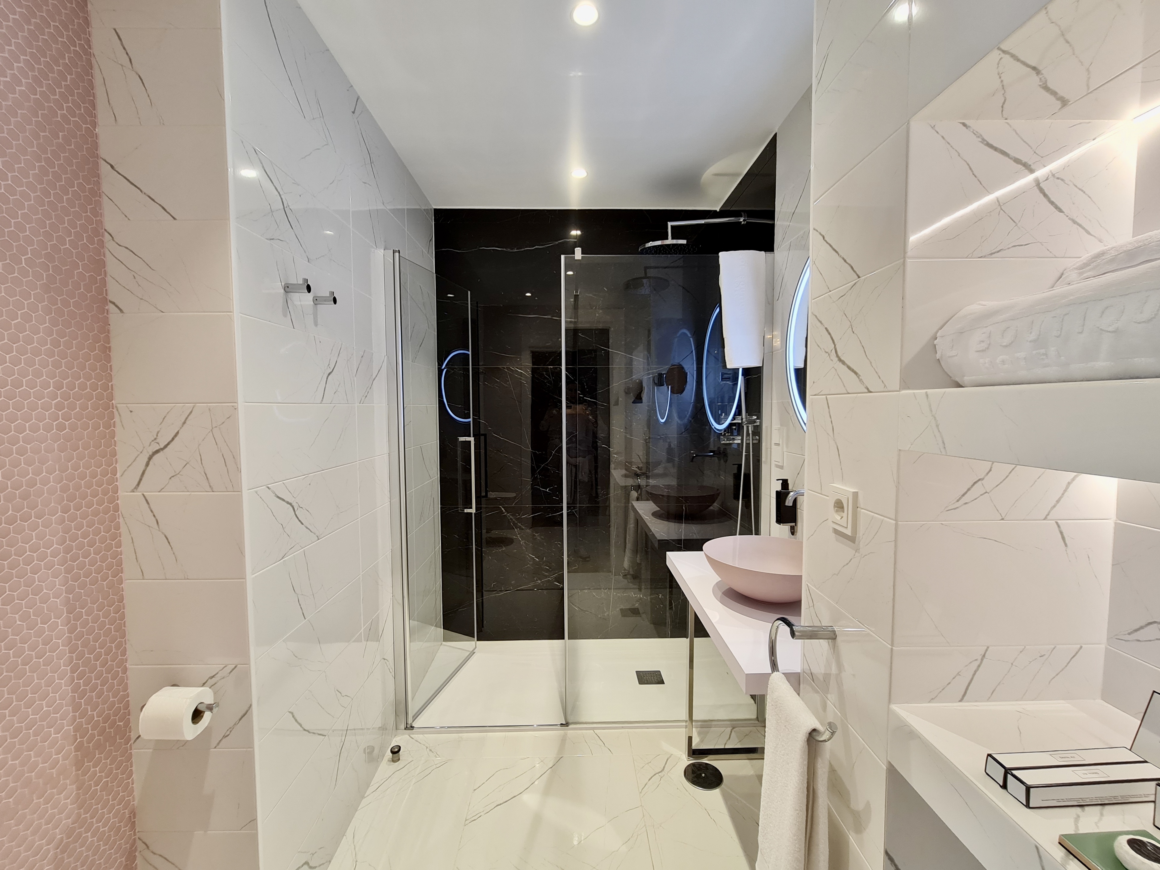 Sol Boutique hotel 61/63
