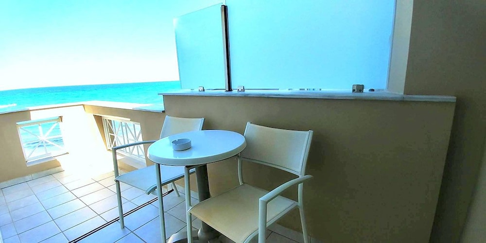 Al Mare Hotel 45/63