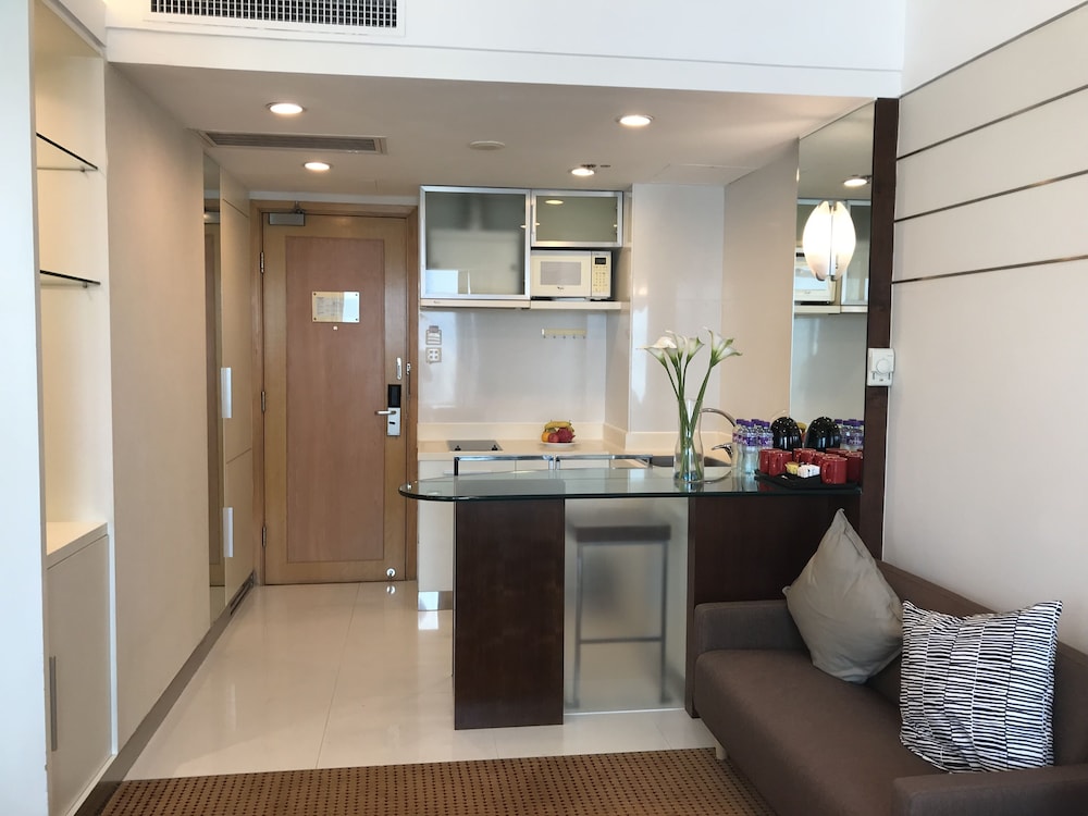 Ramada by Wyndham Hong Kong Grand View 7/36