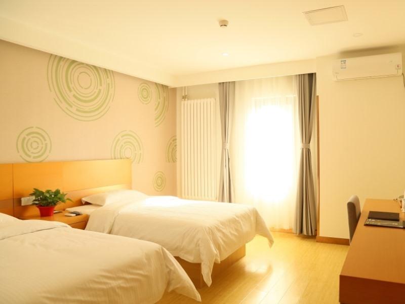 Room at GreenTree Inn Beijing Dujiakan Garden Expo Park Express Hotel, BEIJING