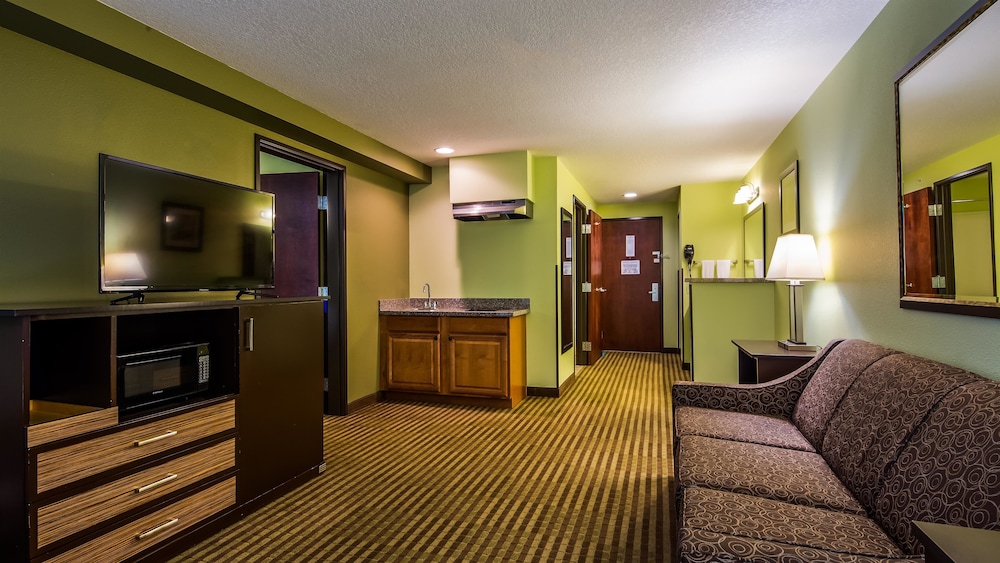 Best Western Rama Inn 35/42
