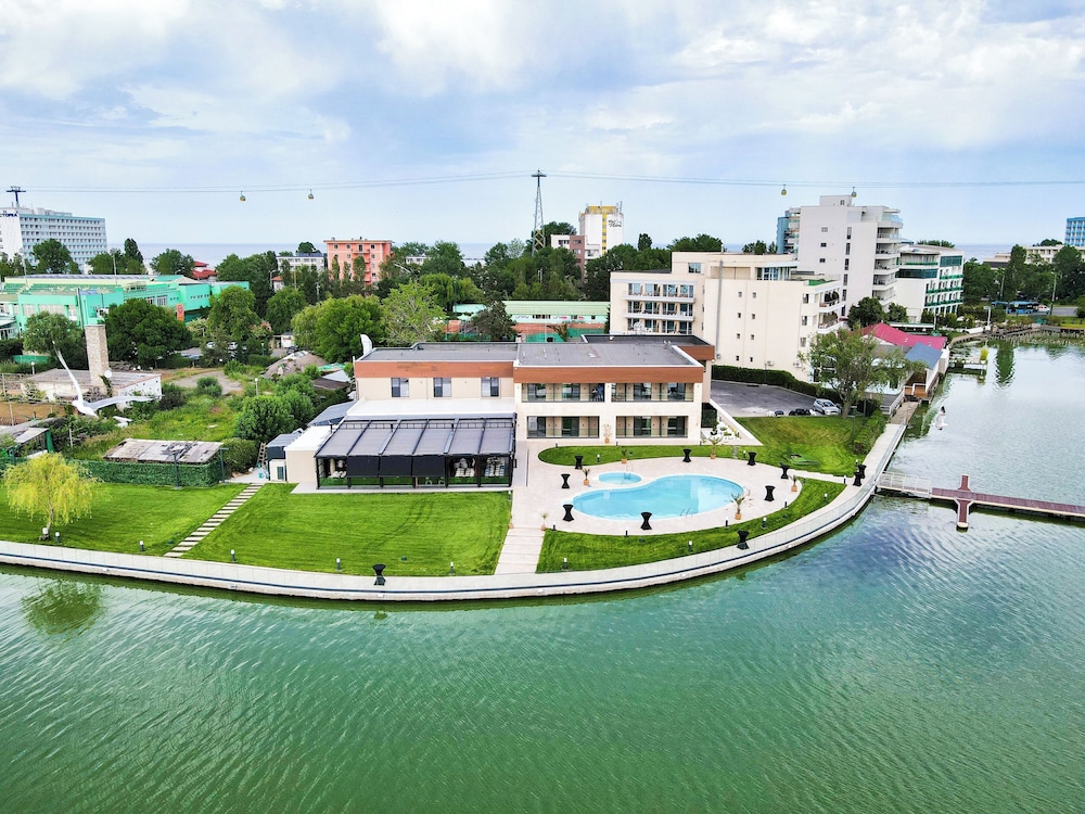 Belinda Hotel 14/19