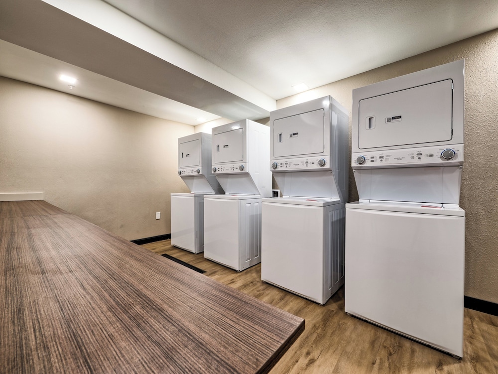Candlewood Suites Tacoma Mall by IHG 28/57