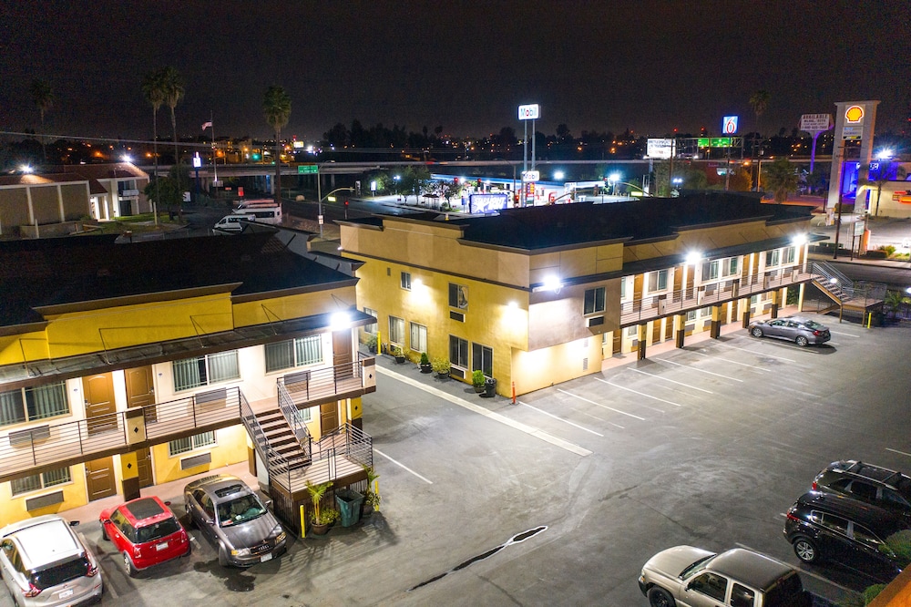 Starlight Inn South El Monte 50/62