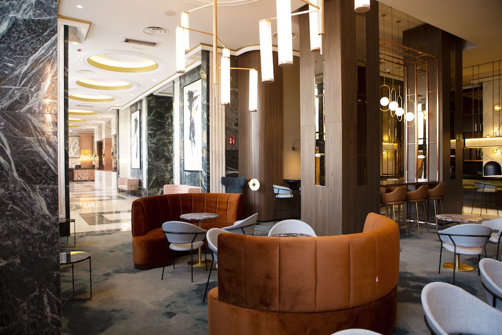 Hotel RIU Plaza Espana 10/69