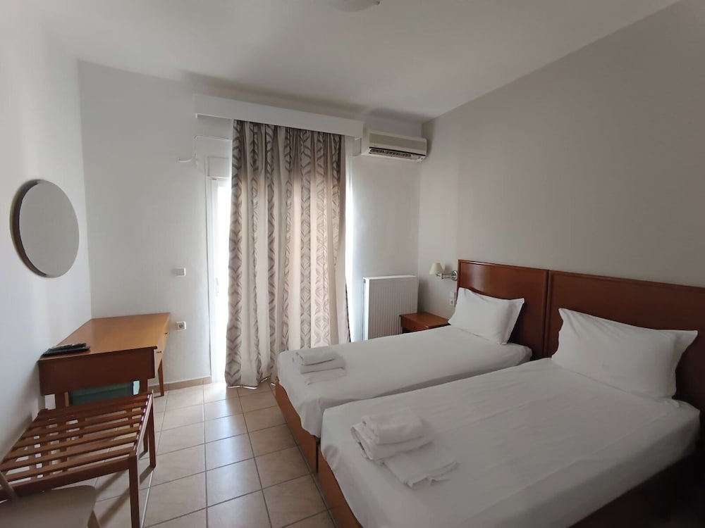 Stavros Beach Hotel 18/50