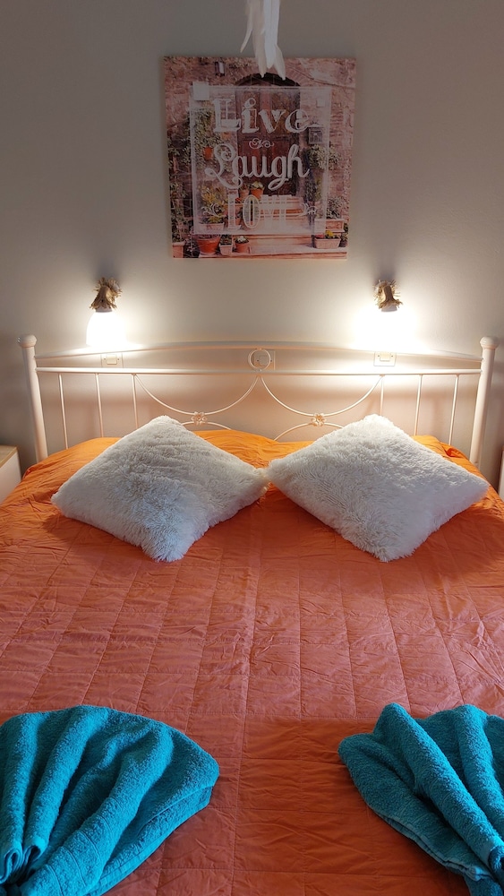 Sausan Hotel 35/50