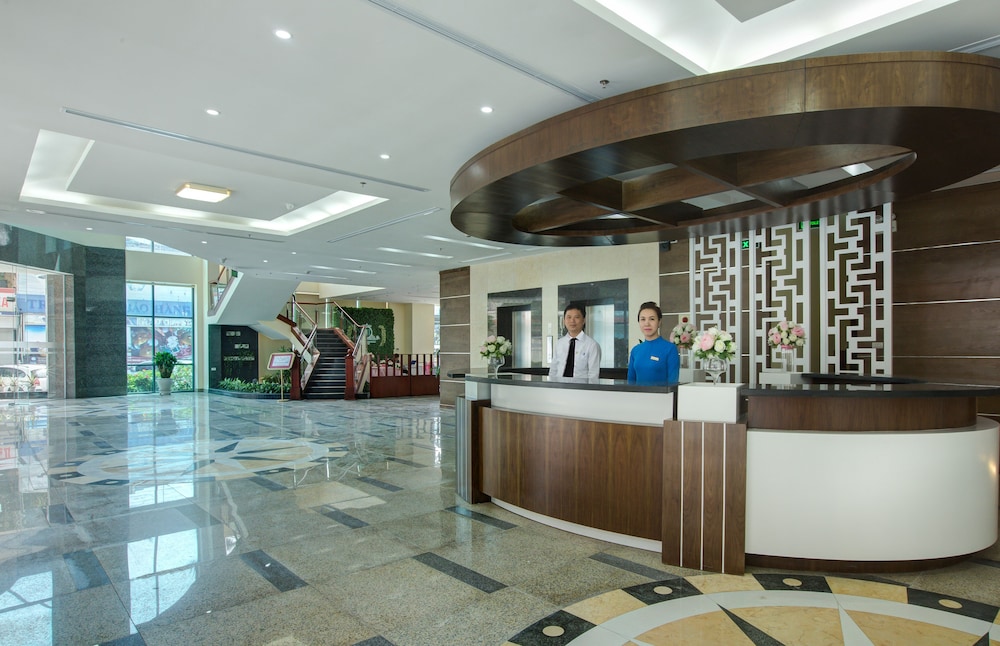Tqt Hotel 11/60
