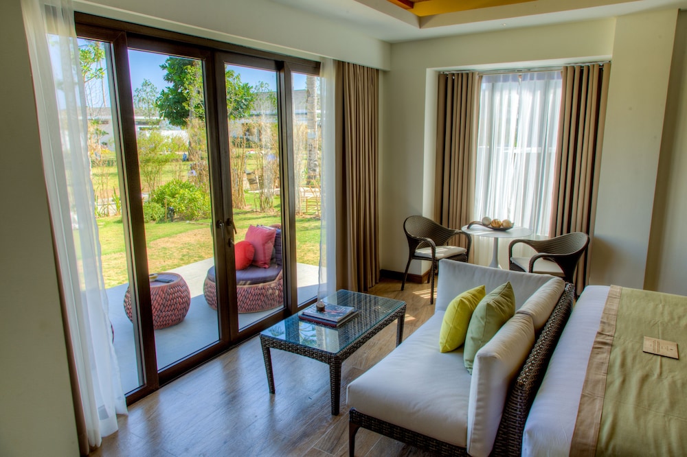 KANDAYA RESORT 50/76