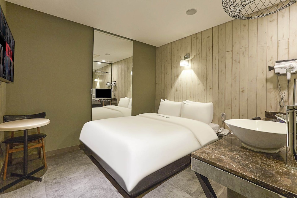 Hotel Hertz 19/31