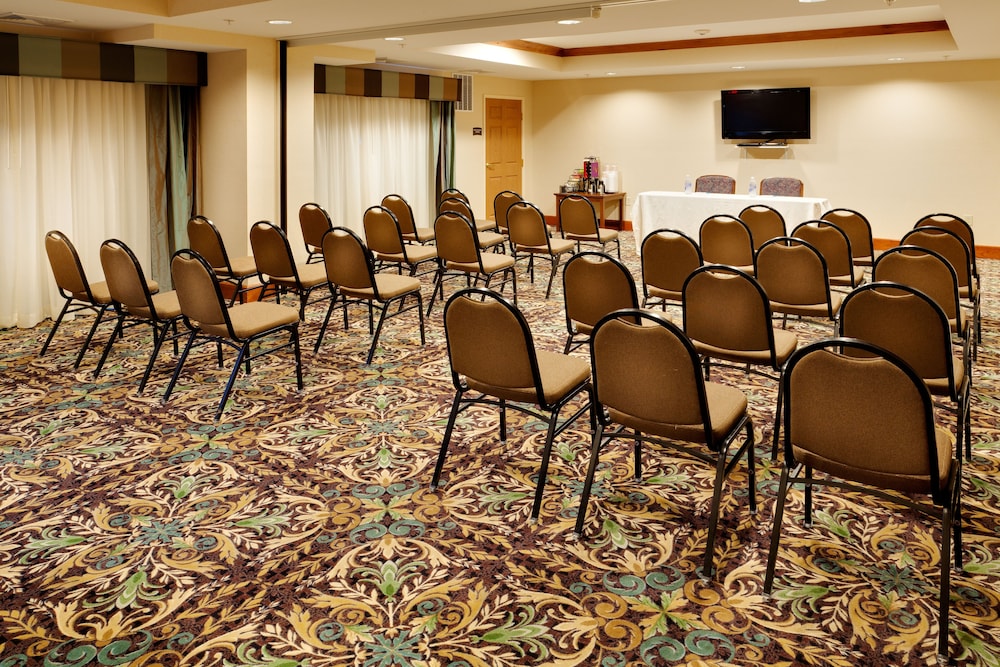 Staybridge Suites Harrisburg Hershey 64/79