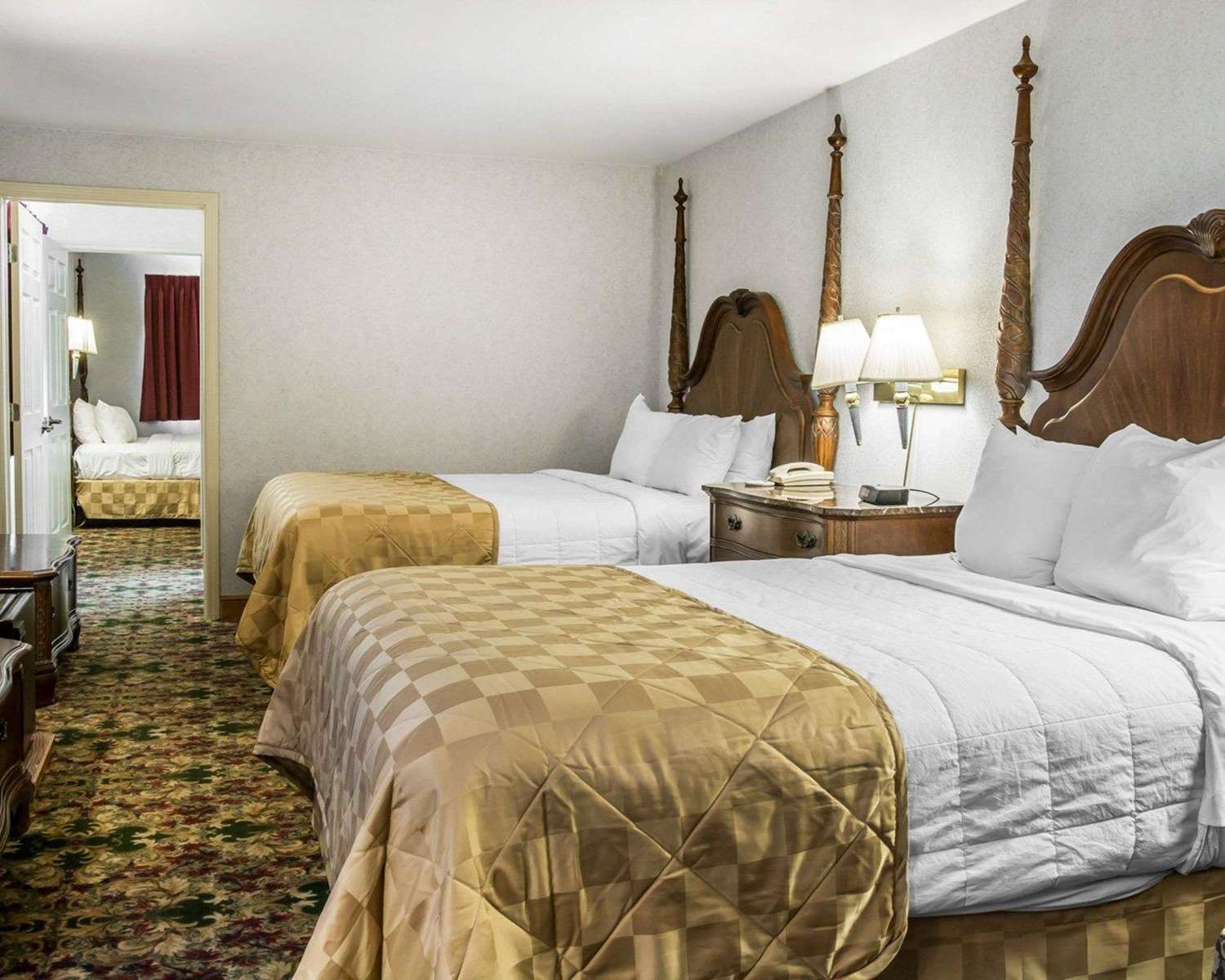 Leisure, Suite, 3 Queen Beds