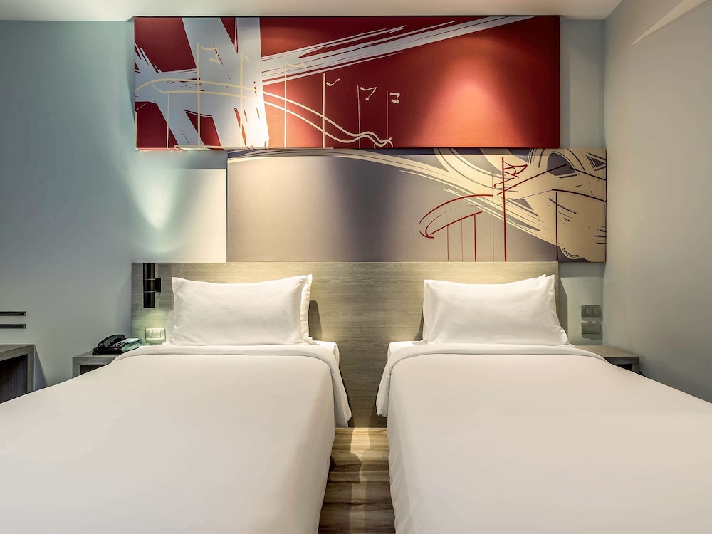 Ibis Bangkok Impact 24/75