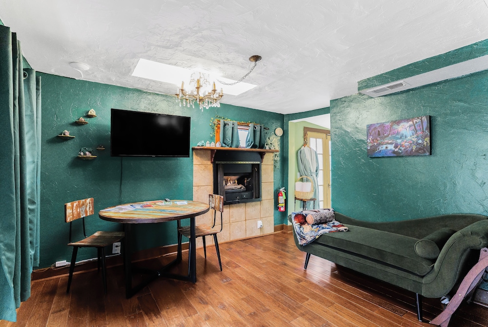 Cliff House Lodge Bed and Breakfast 43/72