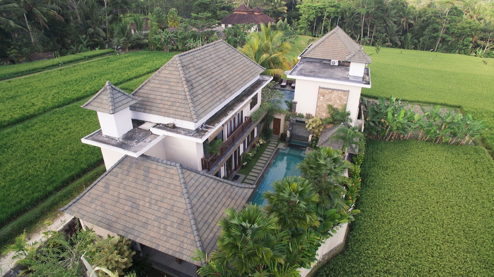 Alosta Luxury Private Villa 36/50