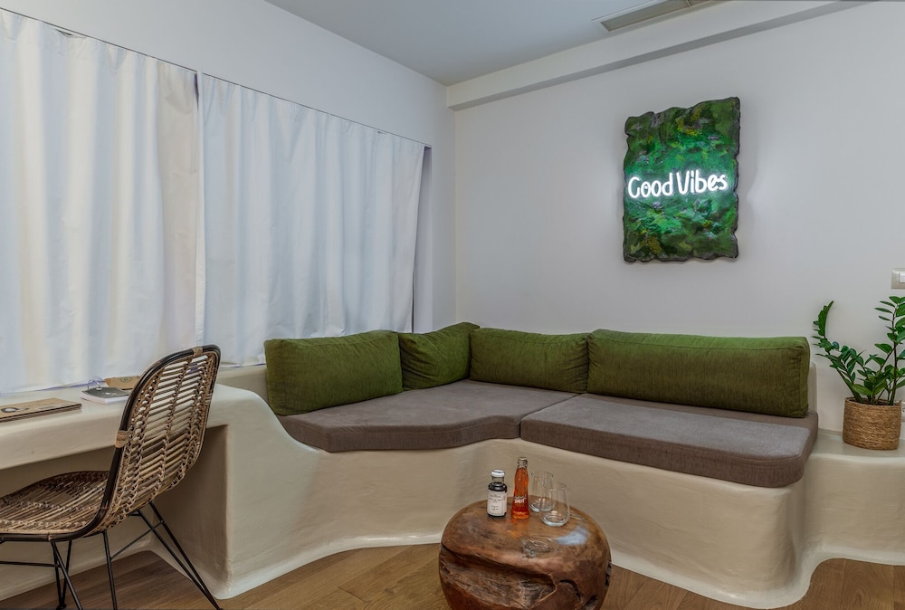 Lofus Bio Suites 28/50