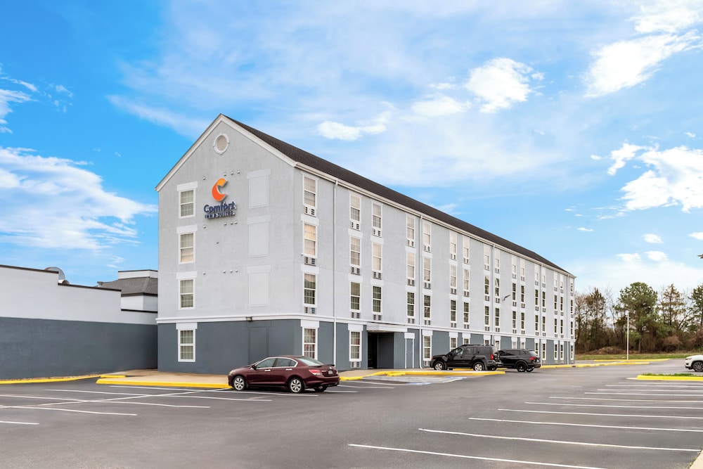 Comfort Inn & Suites Prince George - Fort Lee 56/60