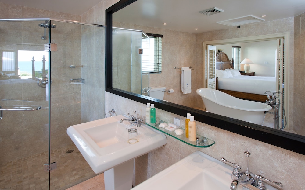 Blue Waters Resort And Spa 20/41