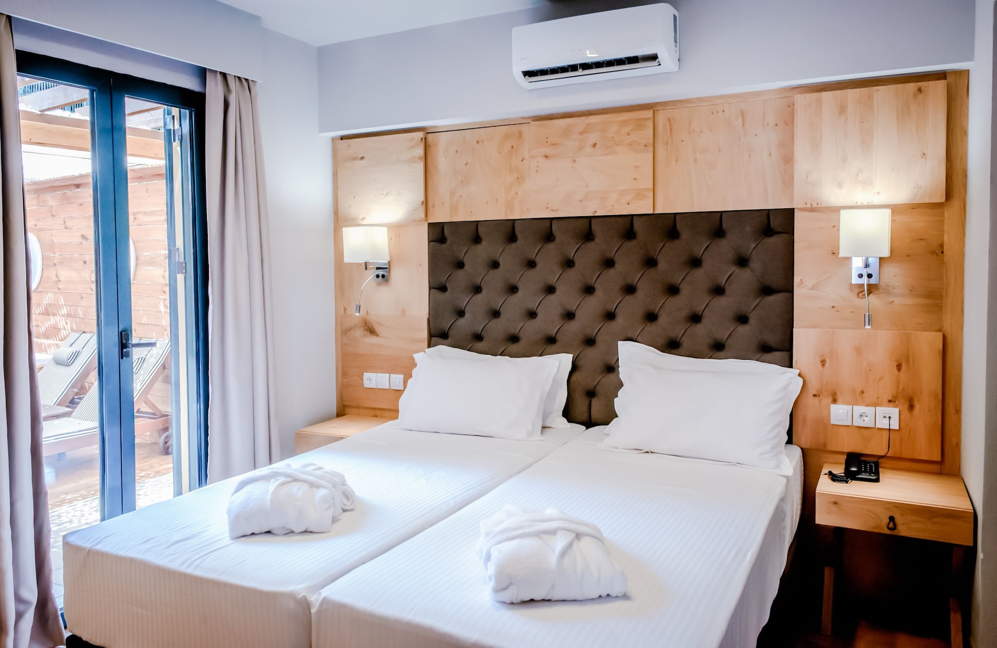 Classic, Suite, Twin Beds, Sofa