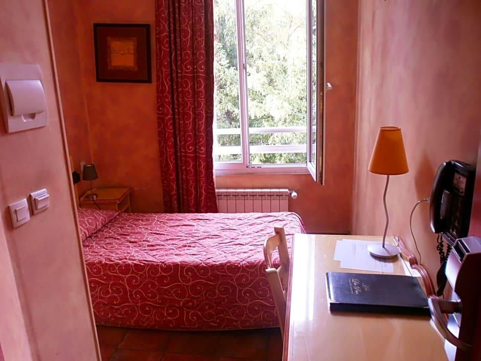 Hôtel Little Palace 10/34