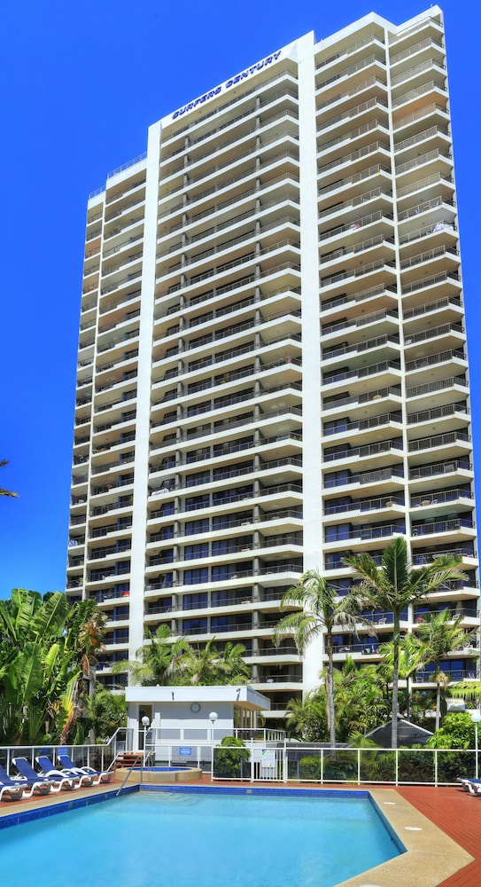 Surfers Century Oceanside Apartments 4/50