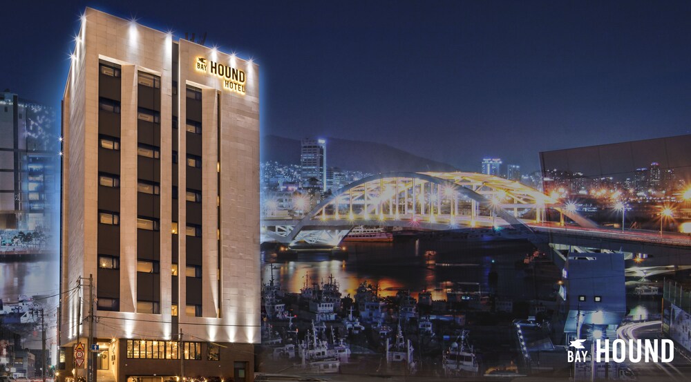 Bay Hound Hotel in BUSAN