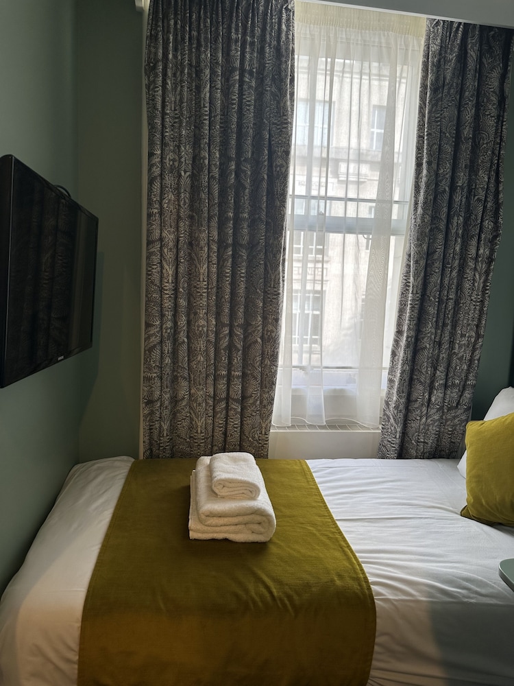 Bloomsbury Palace Hotel 15/50