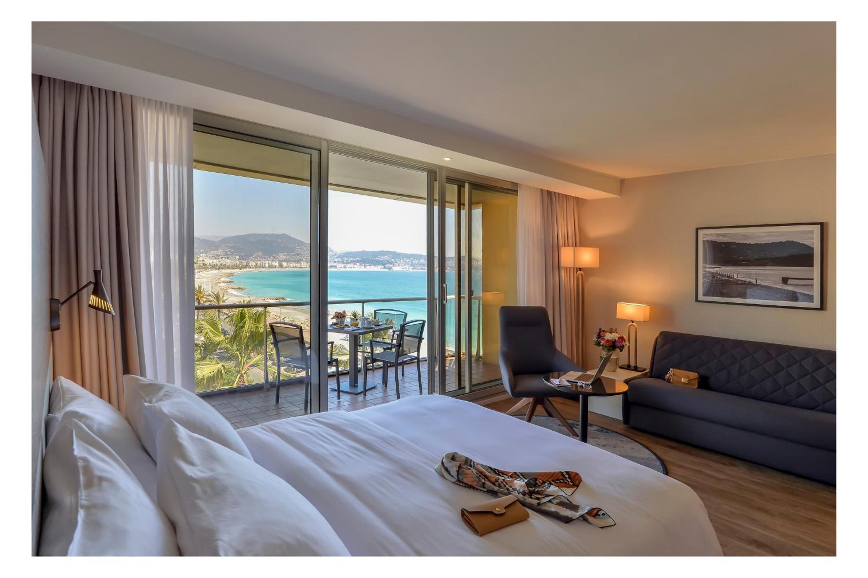 Suite, Bay View, Terrace