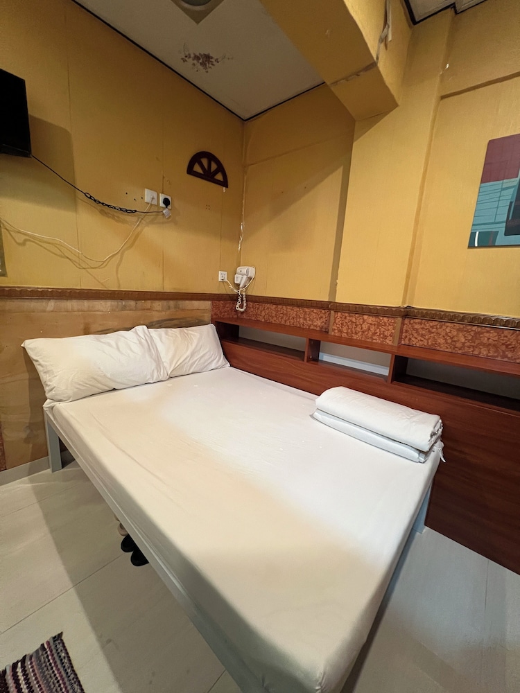 Usa Hostel 32/51