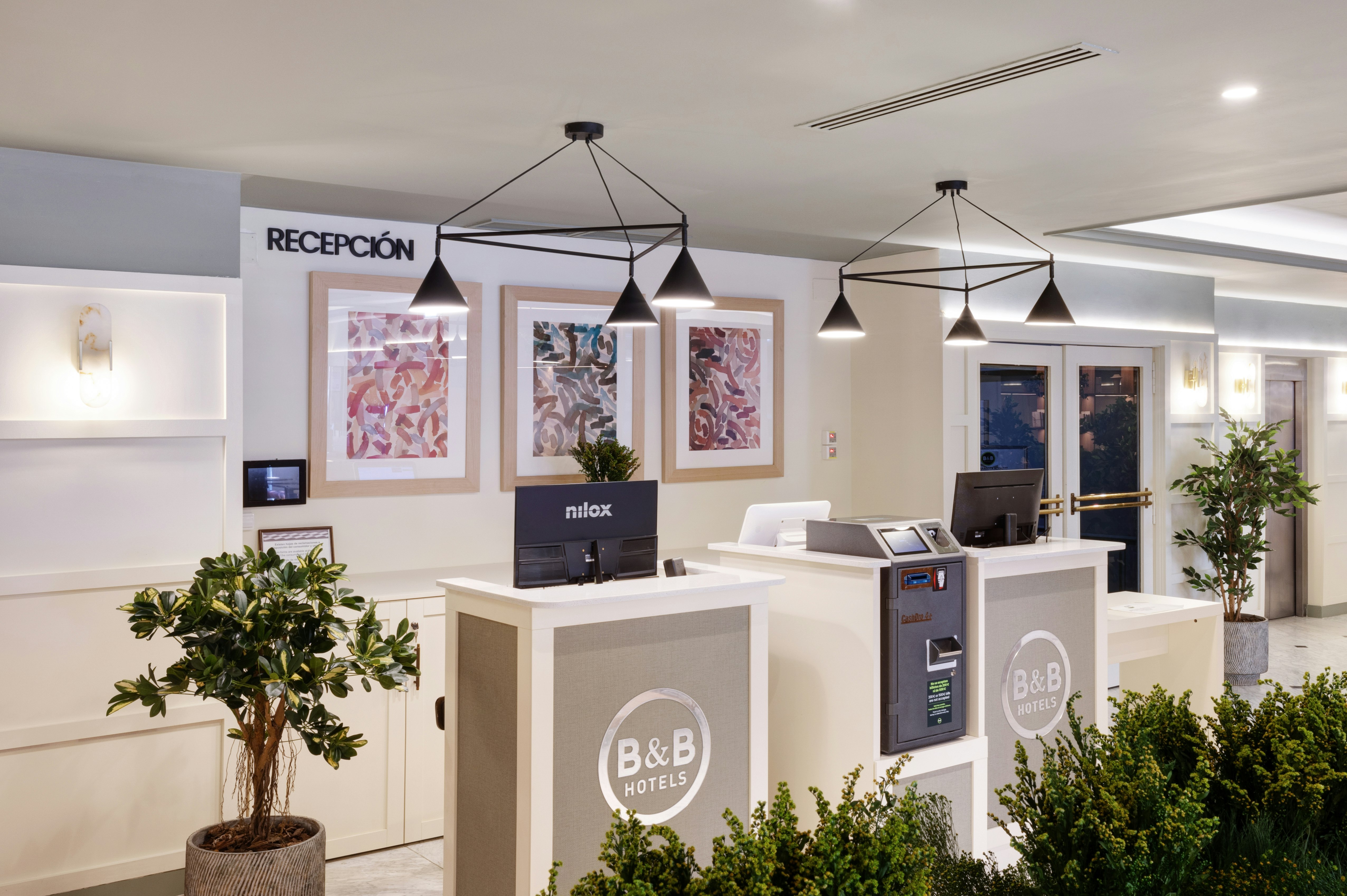 B&B HOTEL Zaragoza Royal 7/23