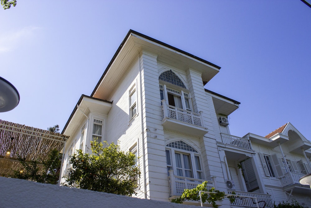 Ikigai Hotel Villa Rifat 1/50