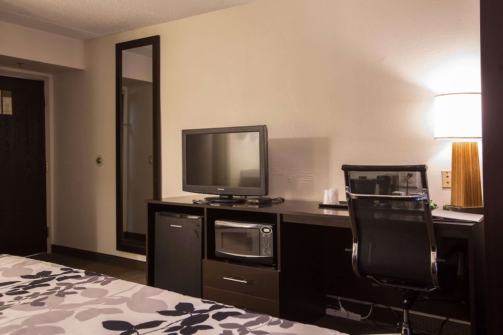 Sleep Inn Atlanta Airport 34/35