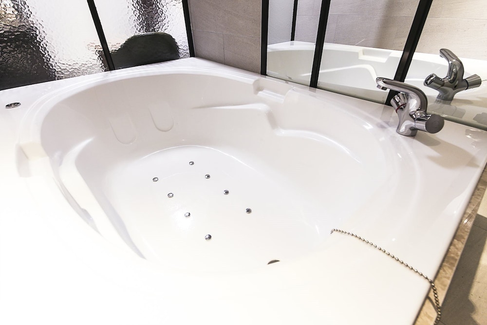 Central Person Hotel Pyeongtaek 32/33
