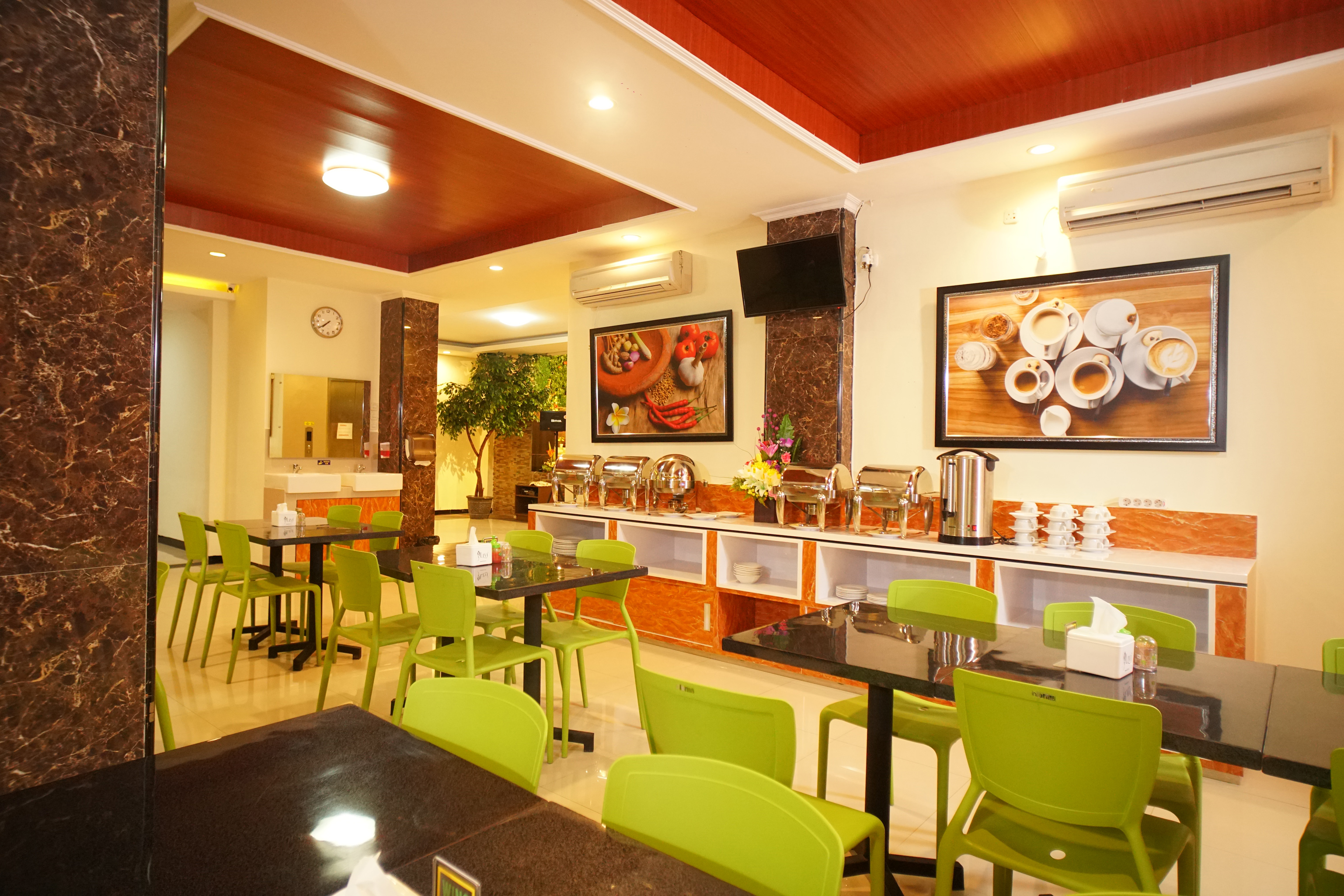 Oyo 147 Hotel Winer 35/50