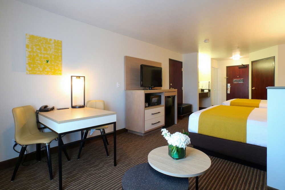 Oxford Suites Spokane Valley 19/64