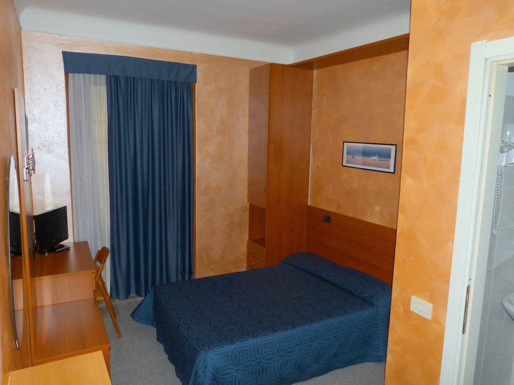 Hotel Aurora 21/38
