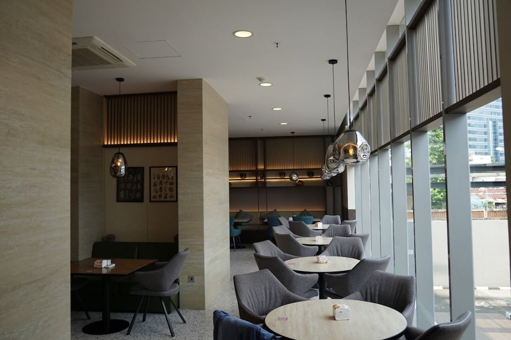 The Day Residence 16/33