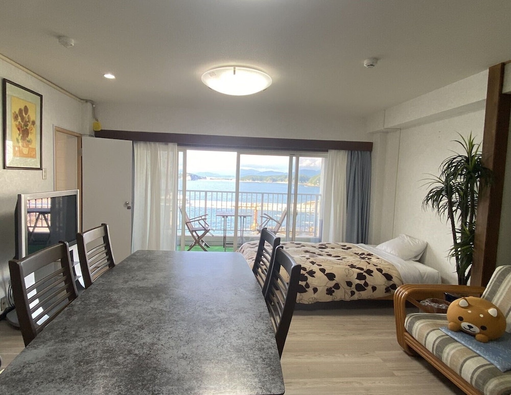 Shinnishiki Hotel 44/68