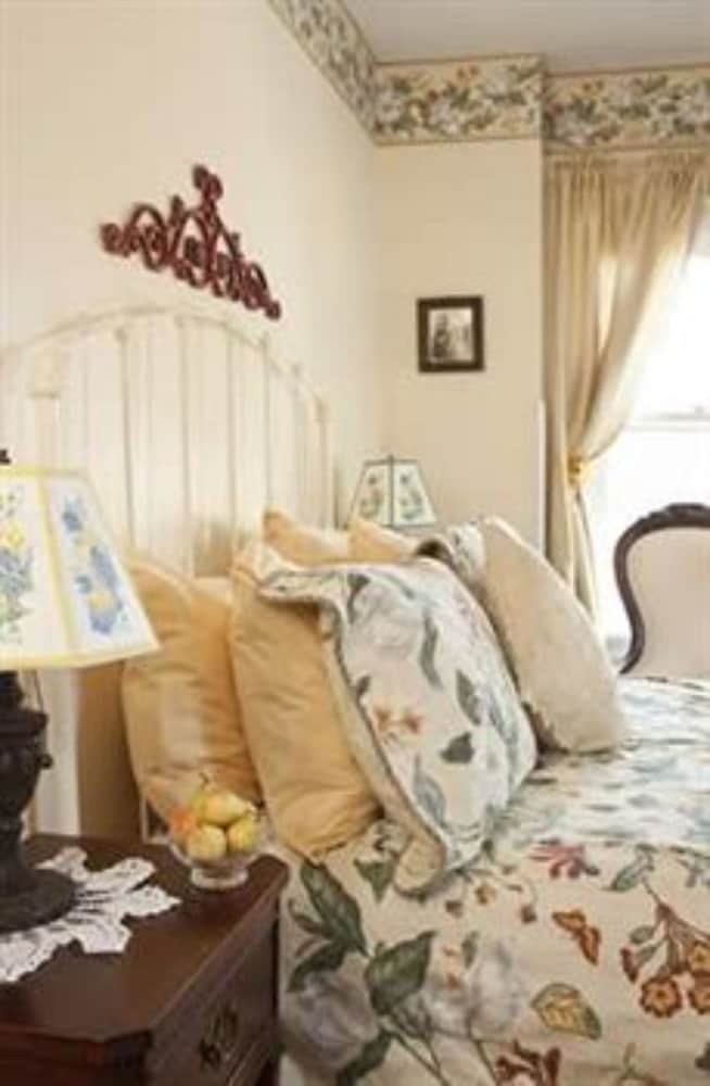 Brickhouse Inn 38/51