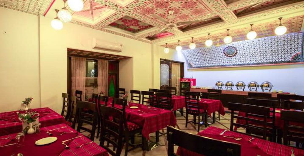 Nahargarh Haveli Hotel 43/52