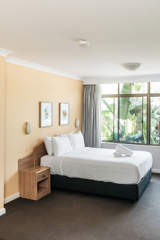 CHECKERS RESORT & CONFERENCE CENTRE 19/52