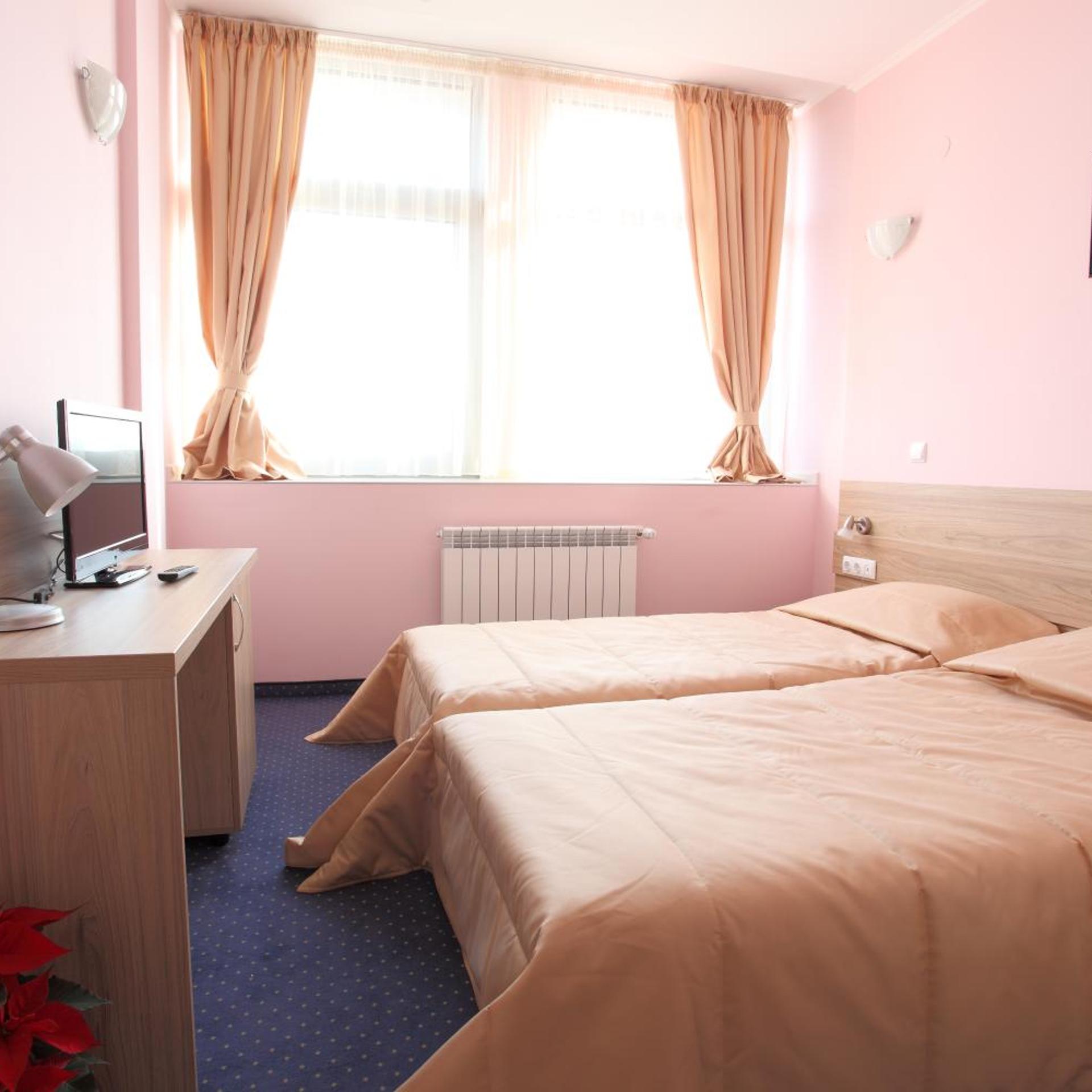 Teodora Palace 13/50
