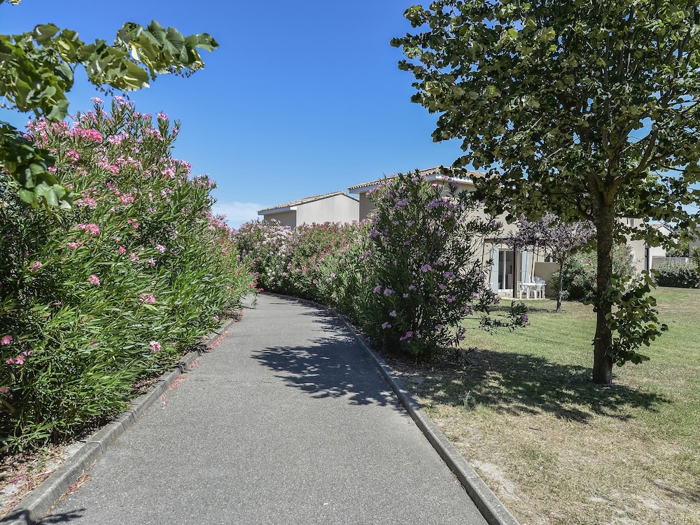Residence Vacanceole Sun Hols Les Rives du Lac 58/68