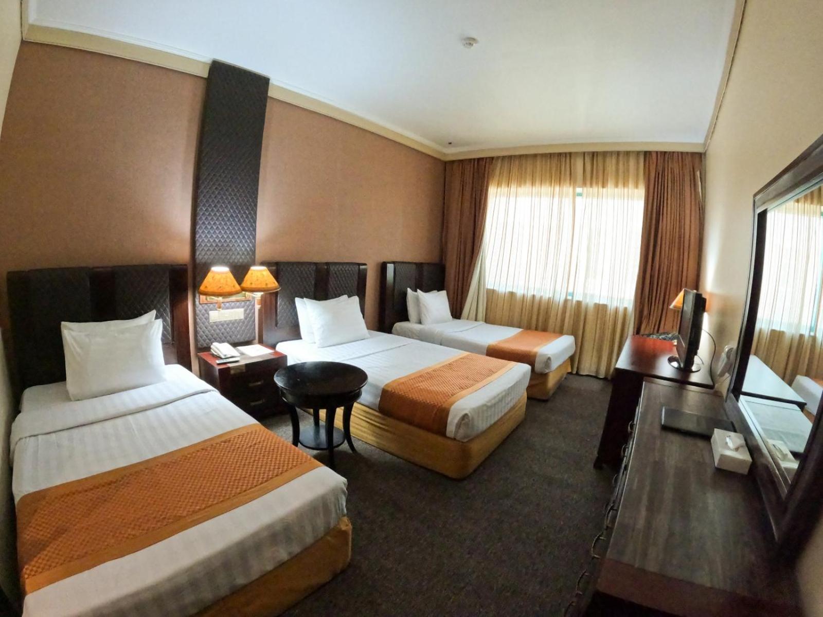 Knight Armour Hotel, Dubai